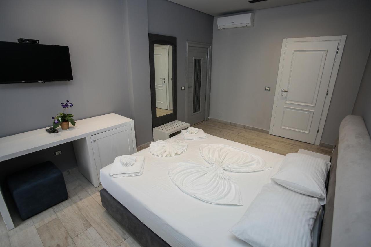 Lubjana Hotel Durres Exterior photo