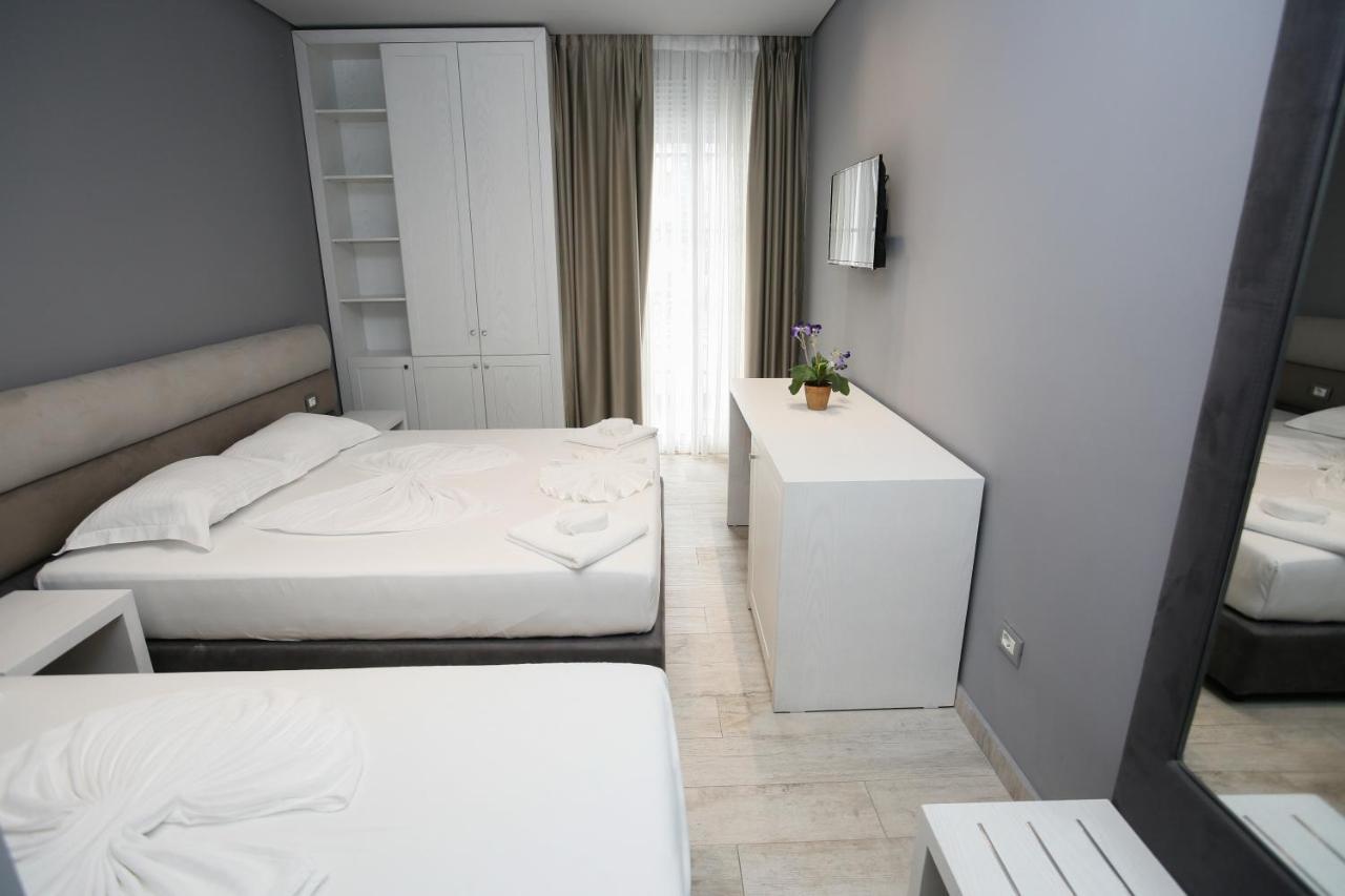Lubjana Hotel Durres Exterior photo