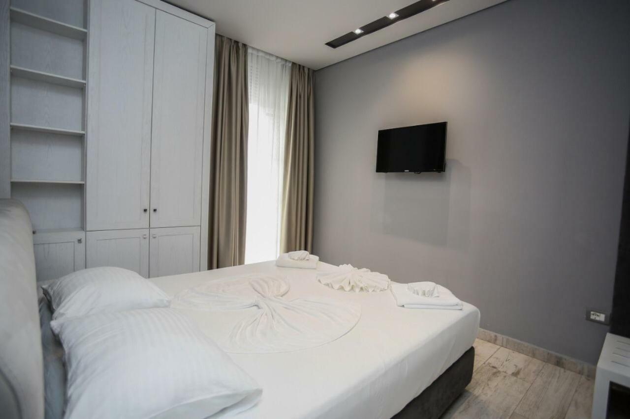 Lubjana Hotel Durres Exterior photo